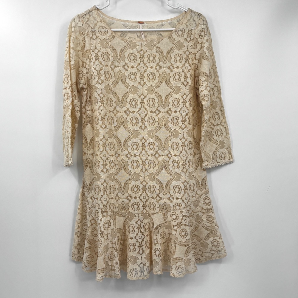 Free People Cream Lace Drop Waist Mini Dress Ruffle Hem 3/4 Sleeve Sz 6 Overlay